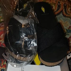 Ladies sz 9 Black shoes